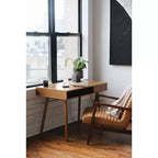 Bureau Parker Mid-Century avec tiroir acacia marron clair : plateau en MDF, pieds en bois massif, mobilier de bureau à domicile