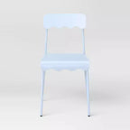 Chaise de salle à manger en métal ondulé -