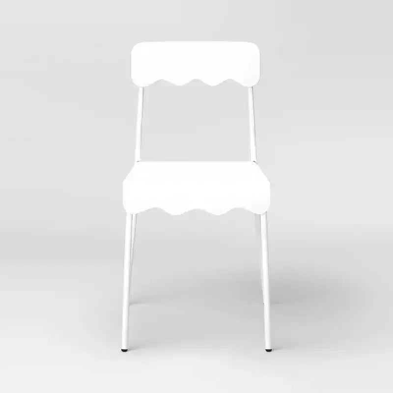 Chaise de salle à manger en métal ondulé -